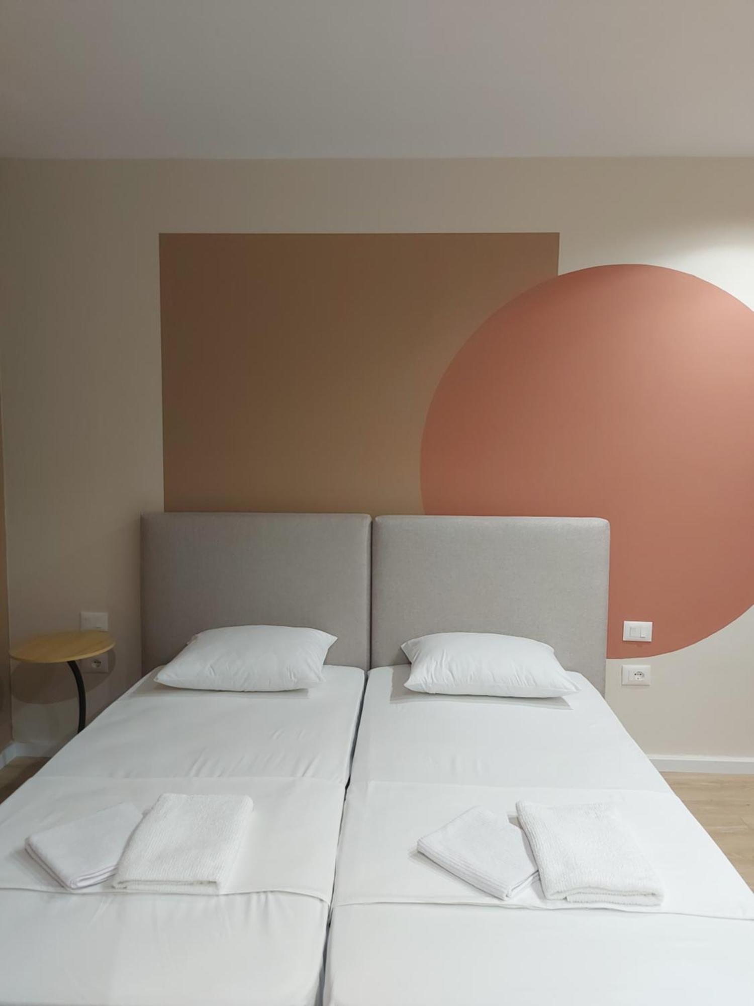 Hotel Center Cozy Nest à Tirana Extérieur photo